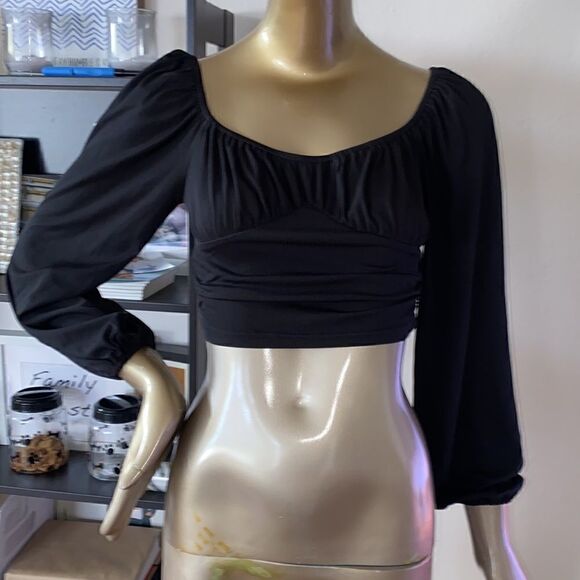 Ribbed, black, crop top balloon sleeve, banded waist can be worn off  shoulder - Picture 7 of 8